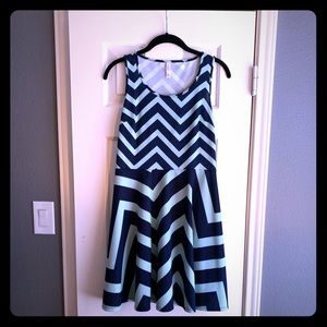Women’s sleeveless skater dress
